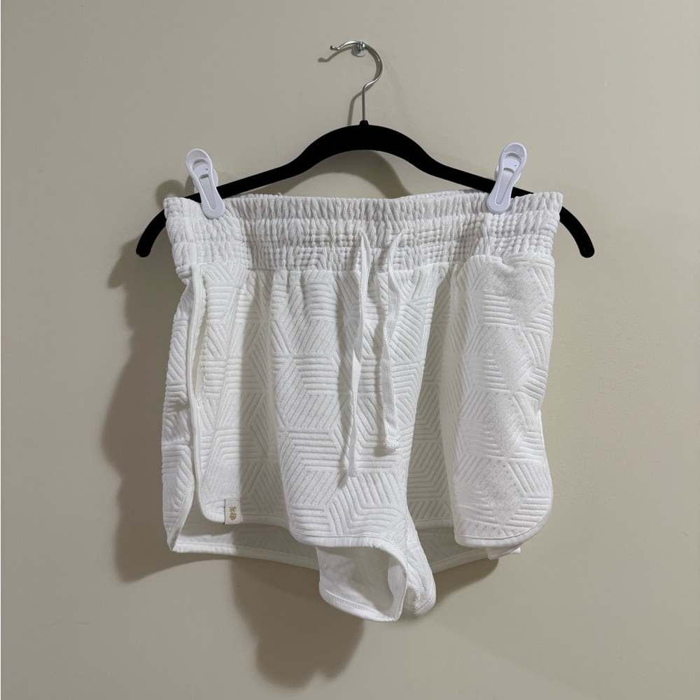 Simply Southern Women PJ Set Size Small Short Sleeve Top and Shorts White Small - Picture 2 of 3